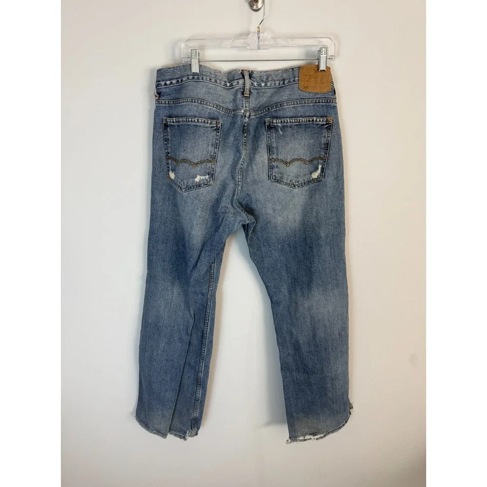 American Eagle Outfitters Men's 34x30 Blue‎ Distressed Straight Leg Denim Jeans